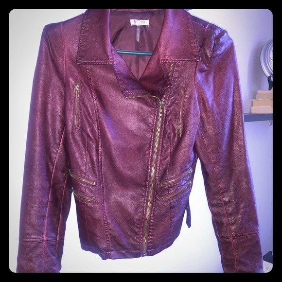 Buffalo Burgundy Pleather jacket - Picture 5 of 6